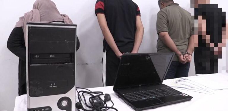 Read more about the article الإطاحة بعصابة النصب والاحتيال بسطيف