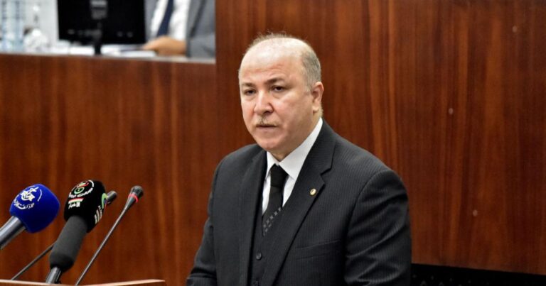 Read more about the article “الوزير الأول يشارك بروما في أشغال المؤتمر الدولي حول “التنمية والهجرة