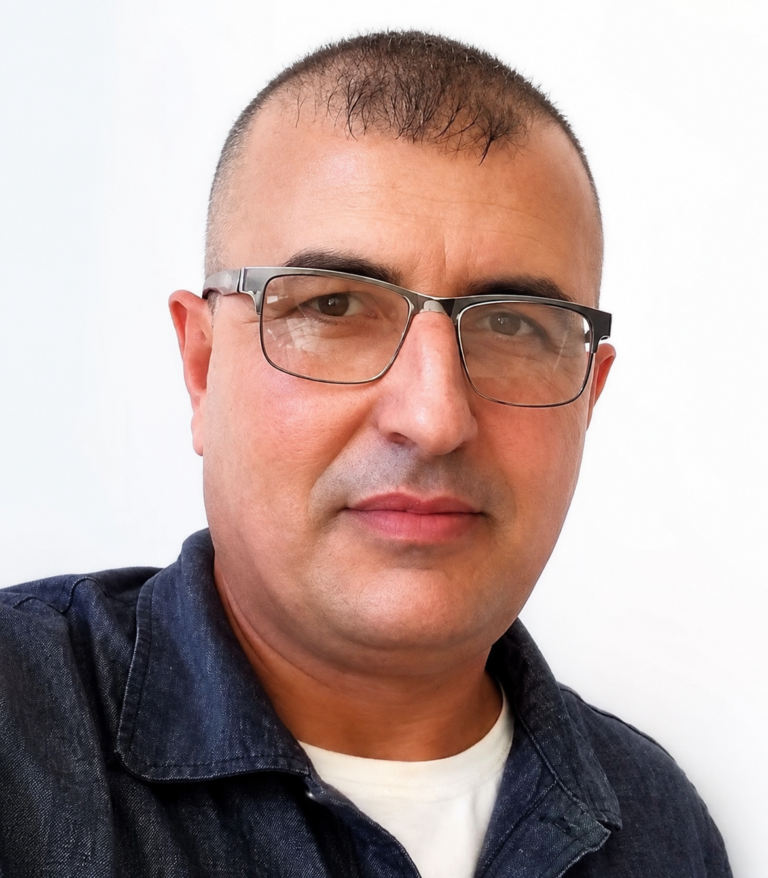 Read more about the article حُكم بالسجن على ناشط بسبب منشورات على فيسبوك